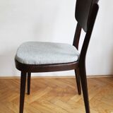 Ensemble de quatre chaises de salle à manger du milieu du siècle des années 1960 par TON