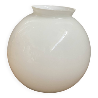 Globe ouvert en opaline blanche 20 cm pour lampe lustre