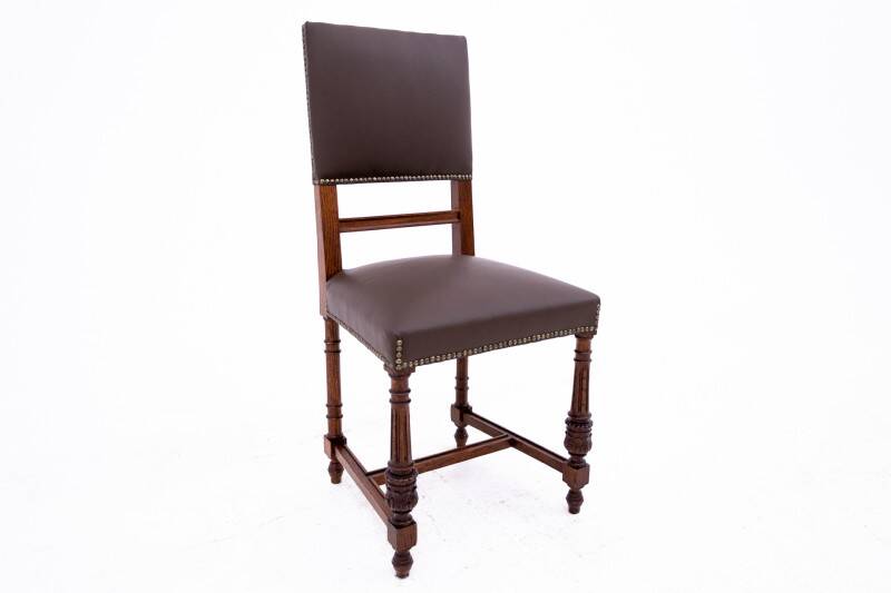Set of 6 chairs, France, circa 1880. After renovation.