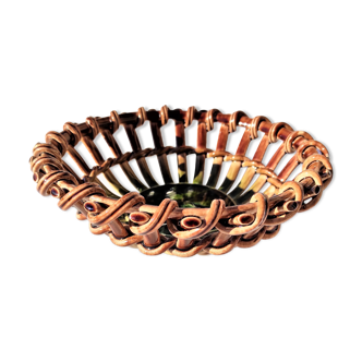 Flat basket in ceramic of sarreguemines dated july 1902 decorations aux nefles