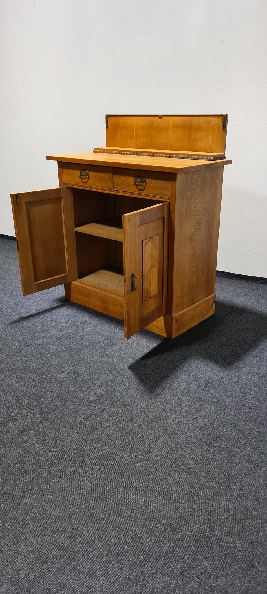 Buffet art déco en chêne vintage
