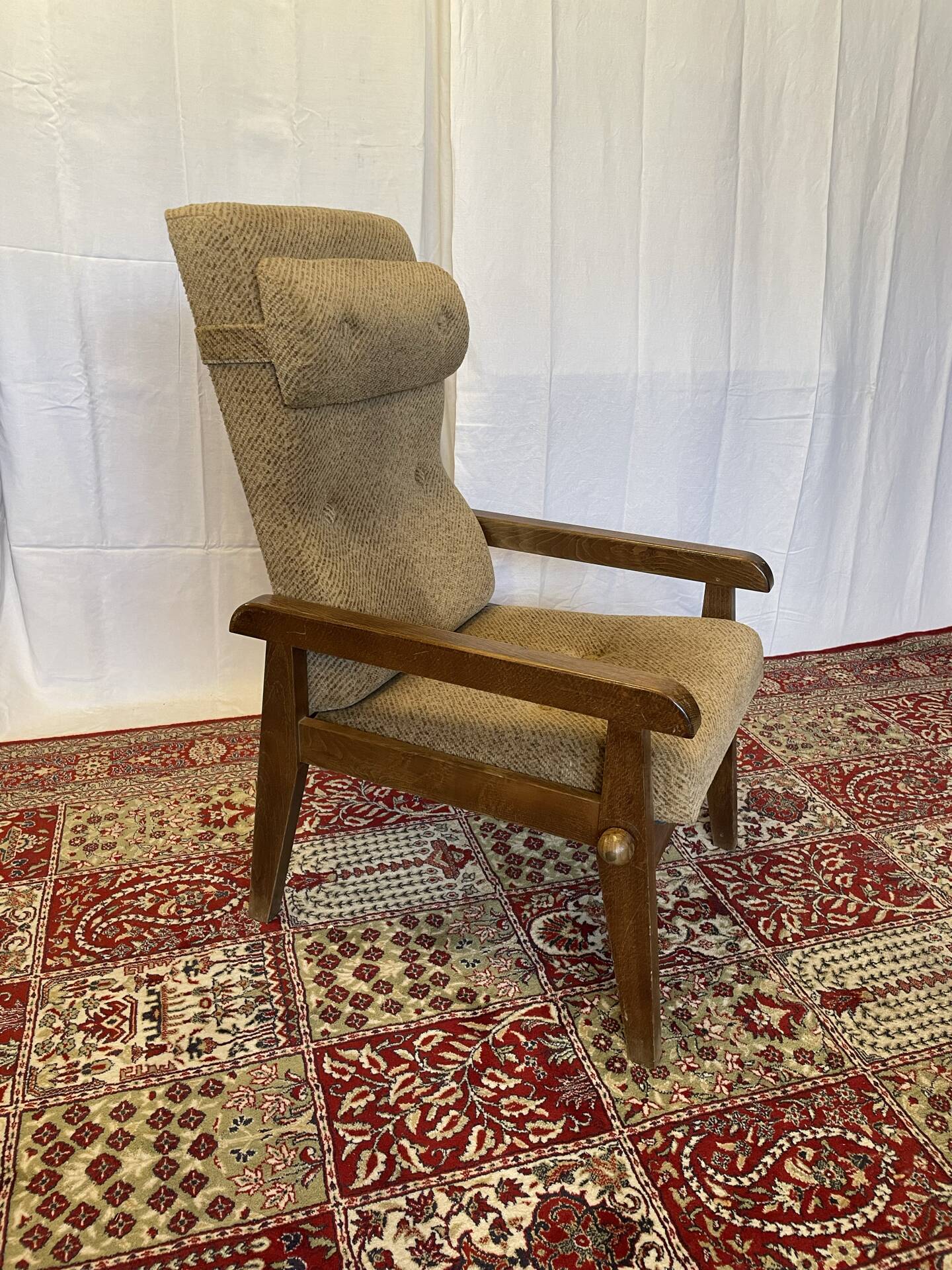 Vintage reclining armchair in wood and fabric – 1960s/70s