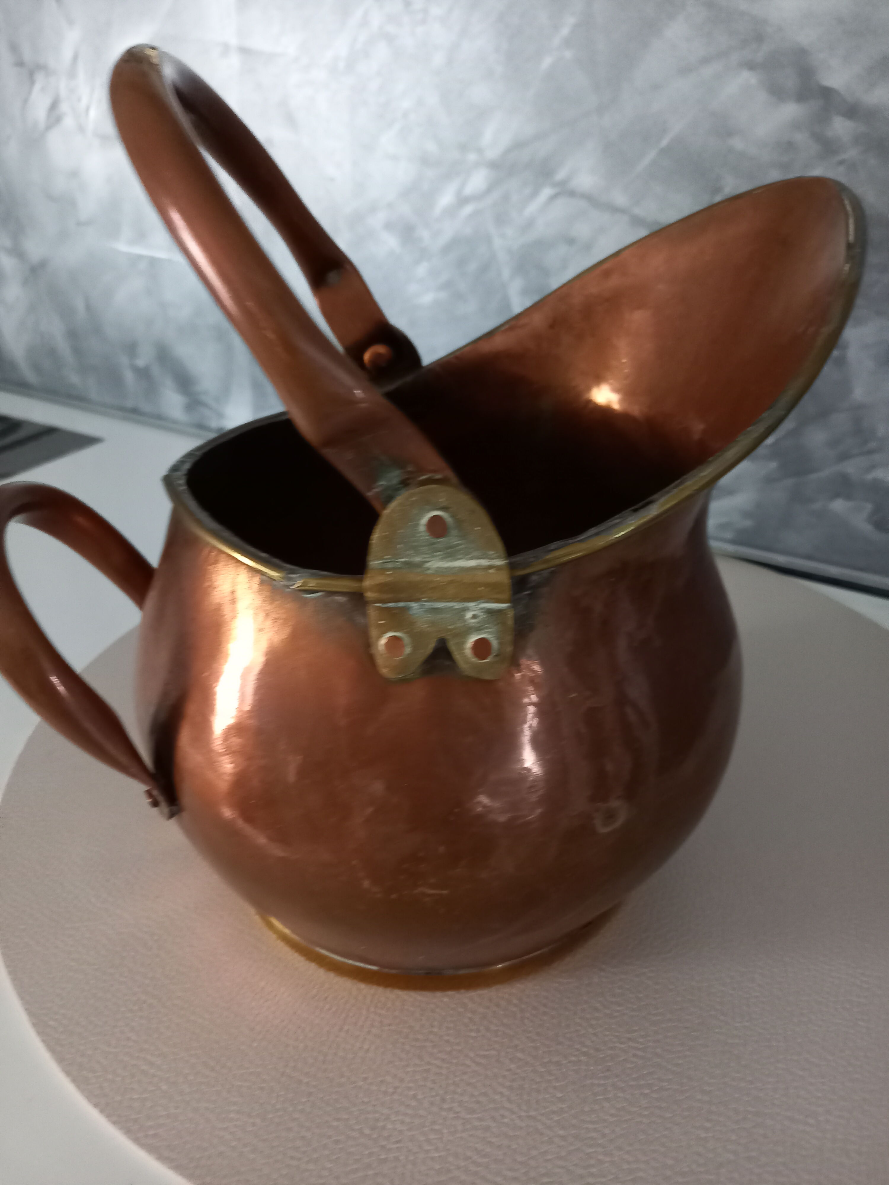 Copper bucket