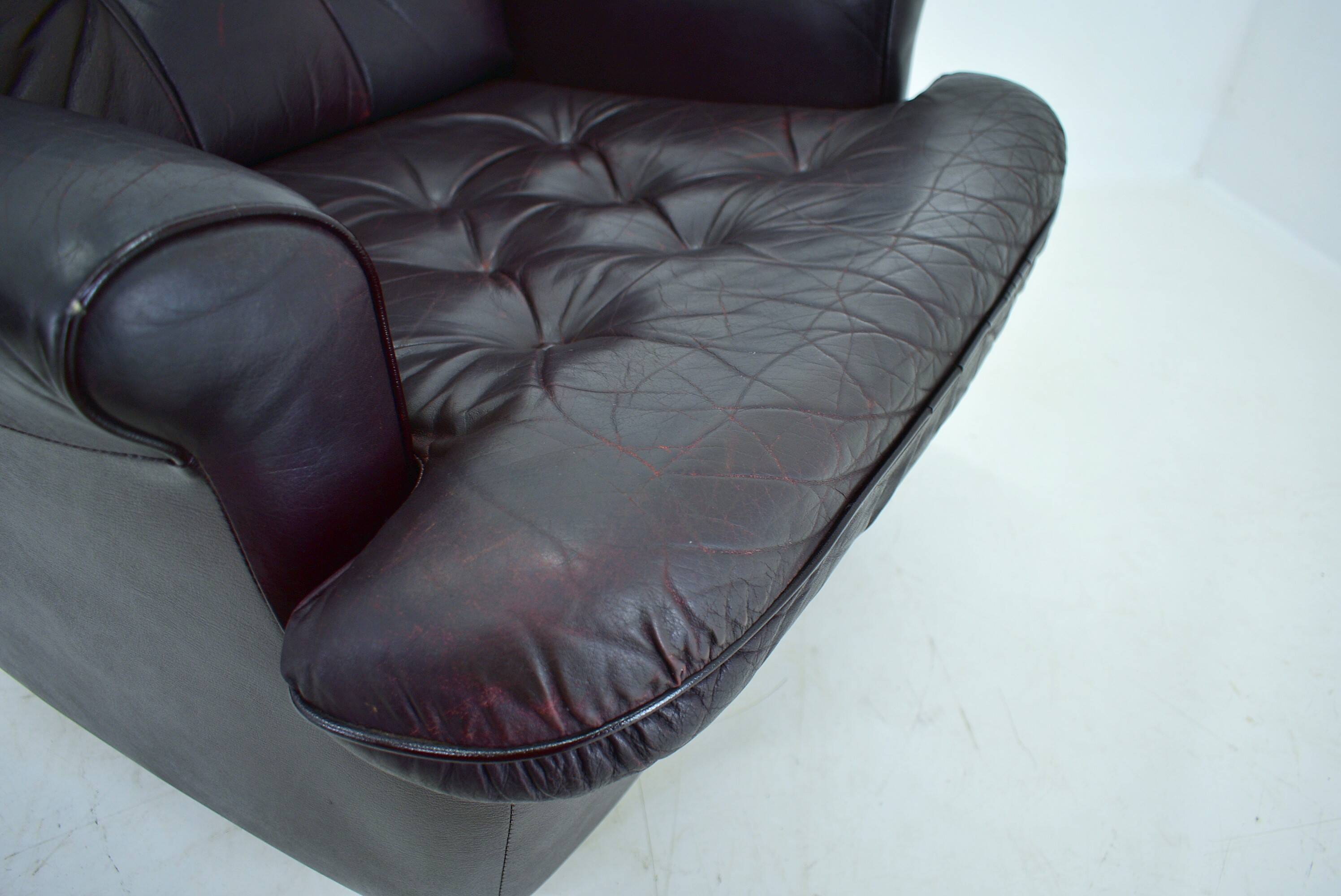 Design, Scandinavian, leather armchairs by Peem, 1970s, Finland