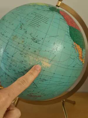 Taride luminous globe 1960 - glass world map
