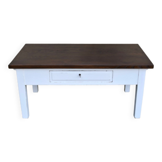 Coffee table countryside