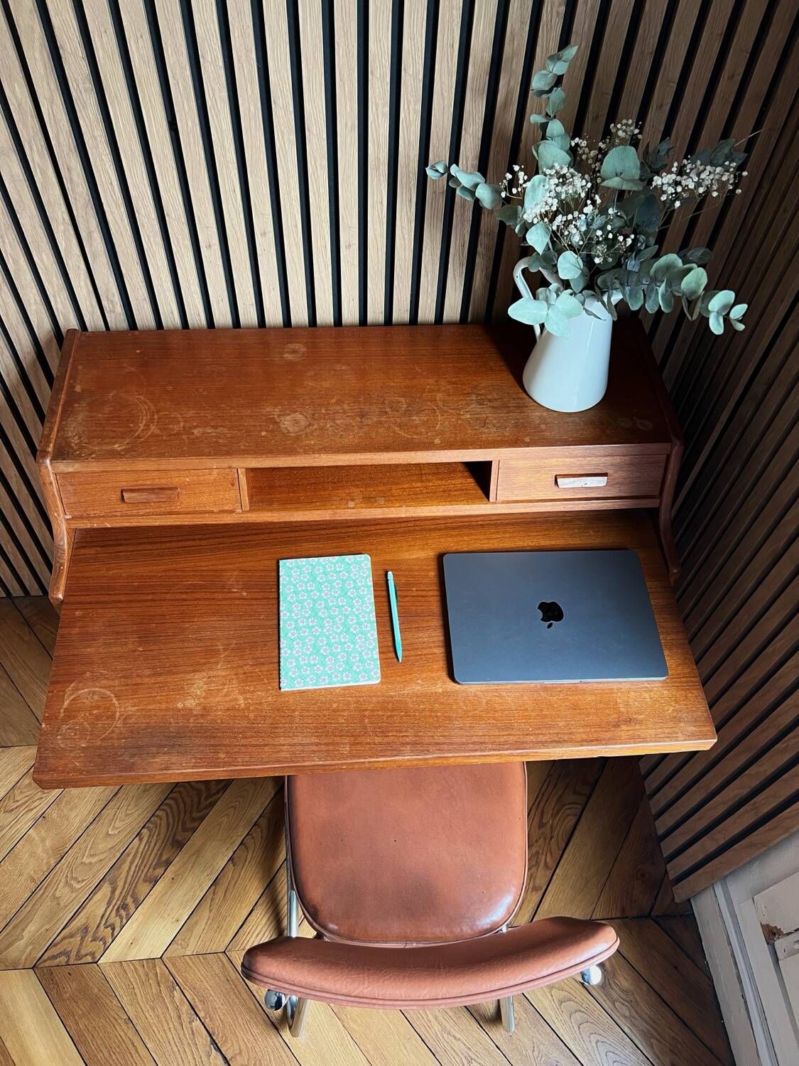 Vintage desk / vintage storage furniture by Arne Wahl Iversen.