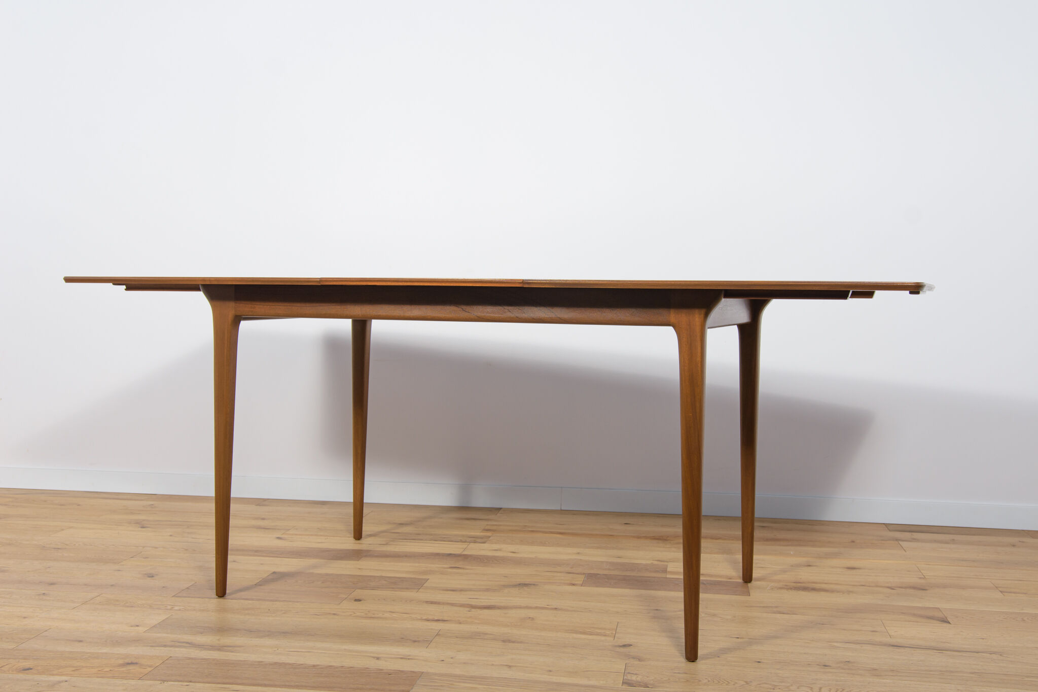 Mid-Century Teak Extendable Dining Table from McIntosh, 1960s