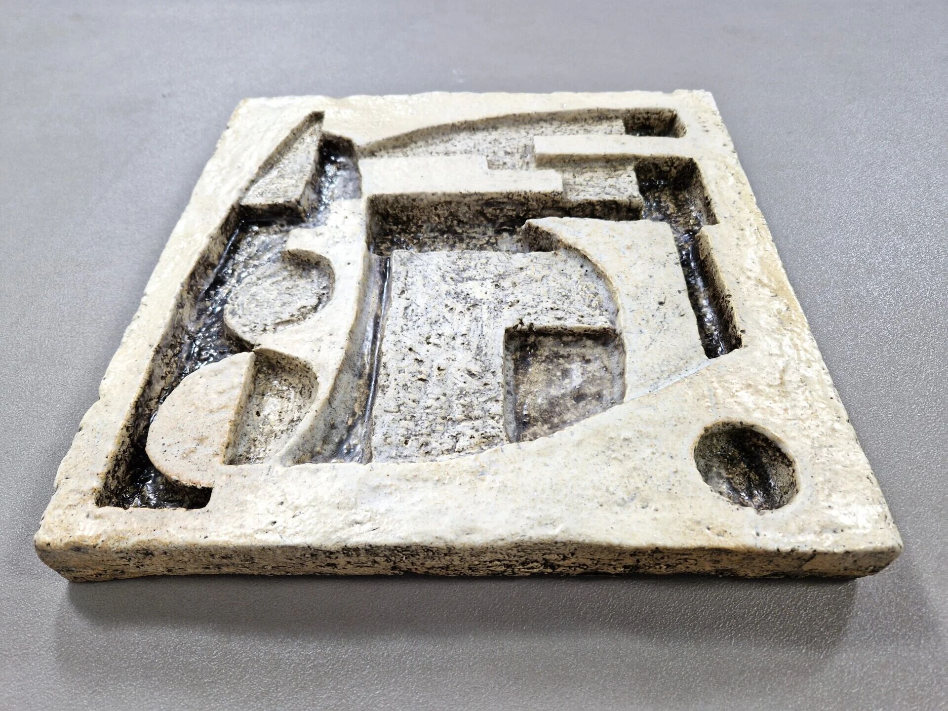 Modernist tile | Ceramic | Mid-century