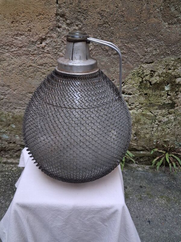 Dame-jeanne, bonbonne en verre, avec filet métallique protecteur, 1950-1960