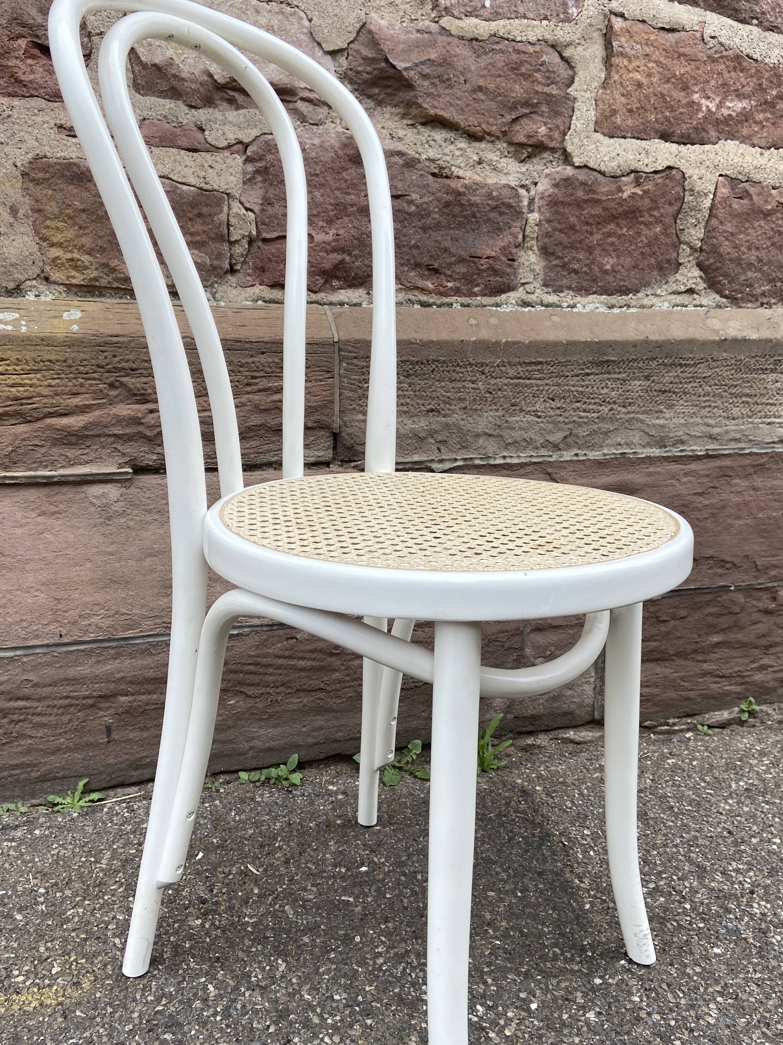 2 shabby chic bistro chairs in vintage curved wood