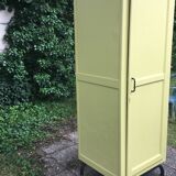 Boarding school retro wardrobe