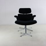 Artifort big tulip lounge chair with original ottoman