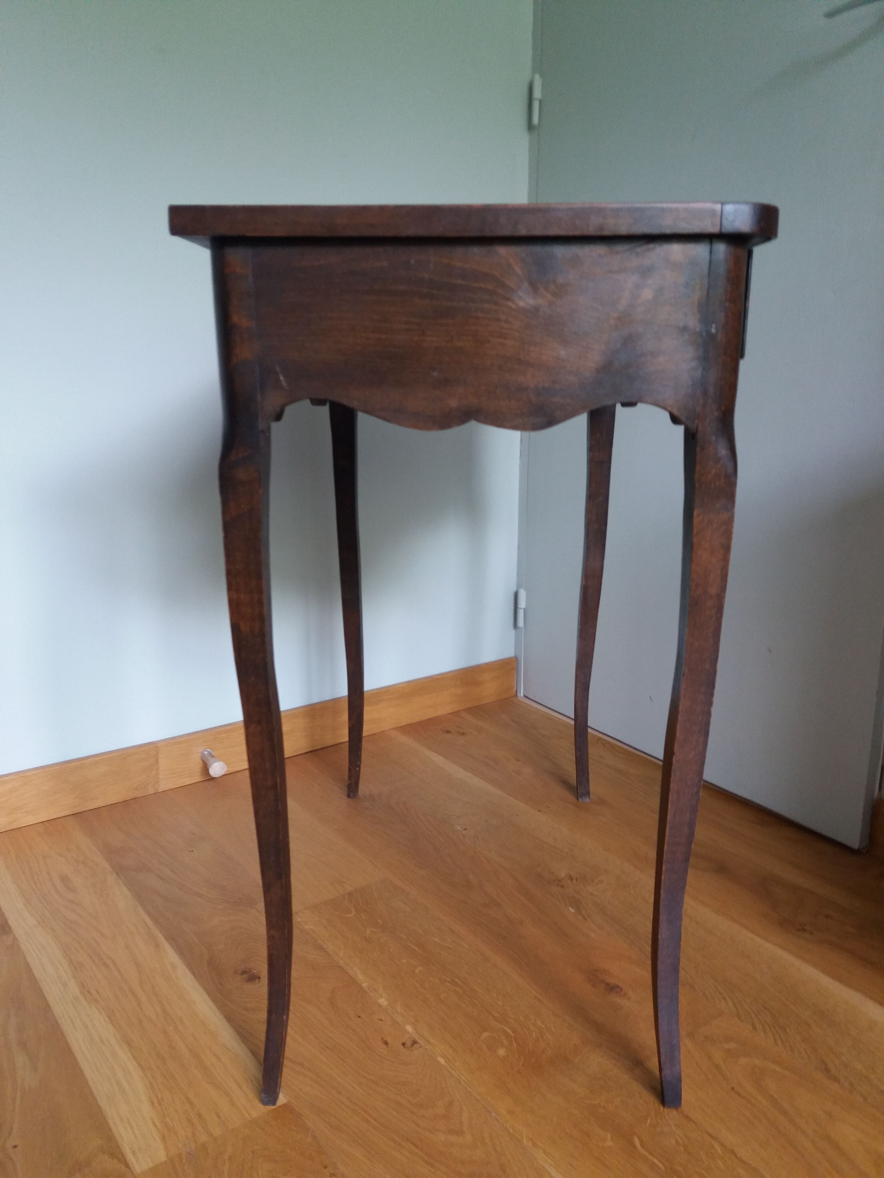 Toilet table console dressing table
