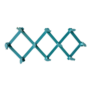 Accordion coat rack - marine decoration
