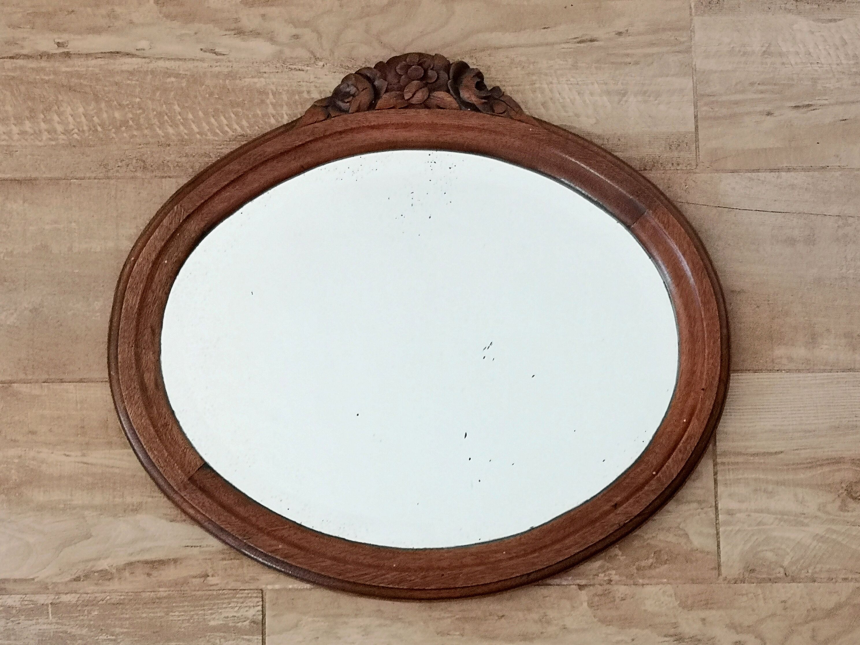 Oval mirror