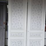Old set of 8 cupboard doors