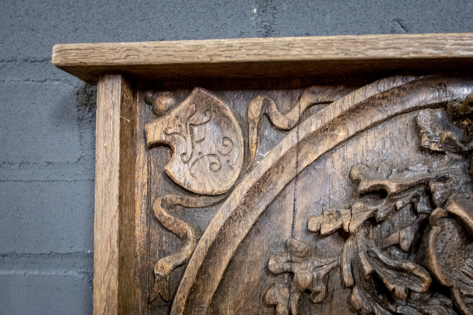 Italian Oak mirror handicraft