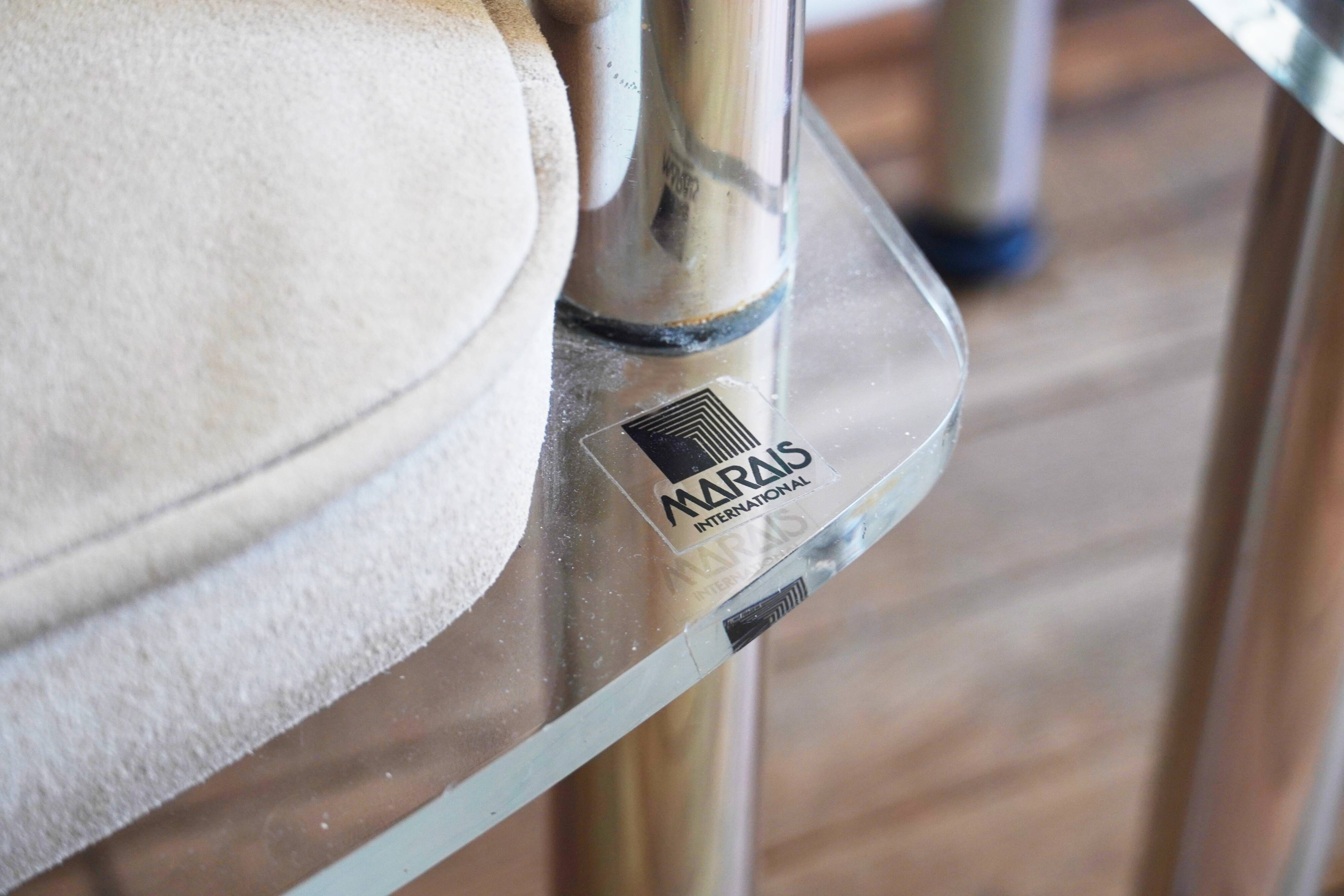 Pair of lucite Clubchair armchairs – Marais International