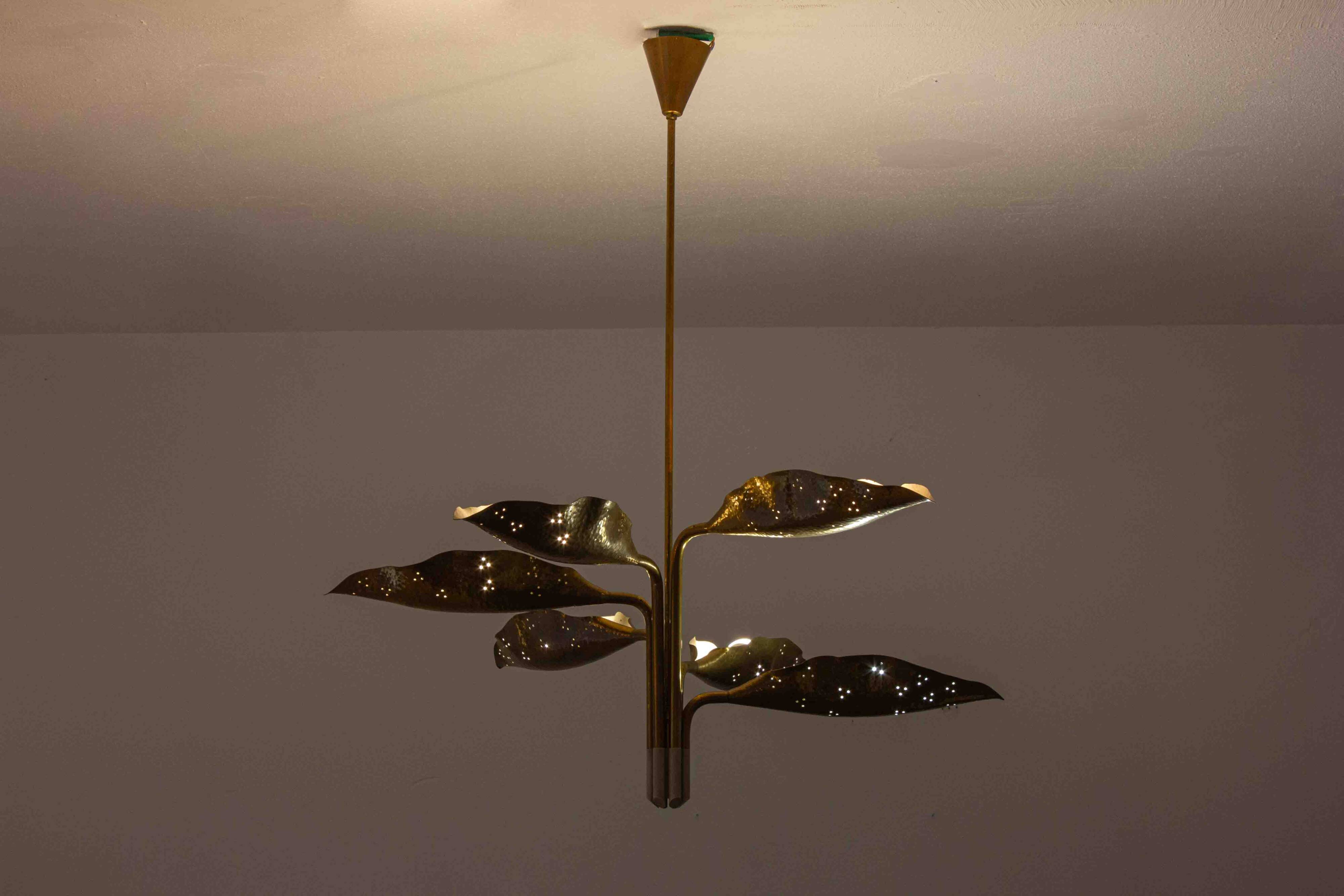 Incredible chandelier with perforated brass leafs by A.  Lelii, Italy 1950s