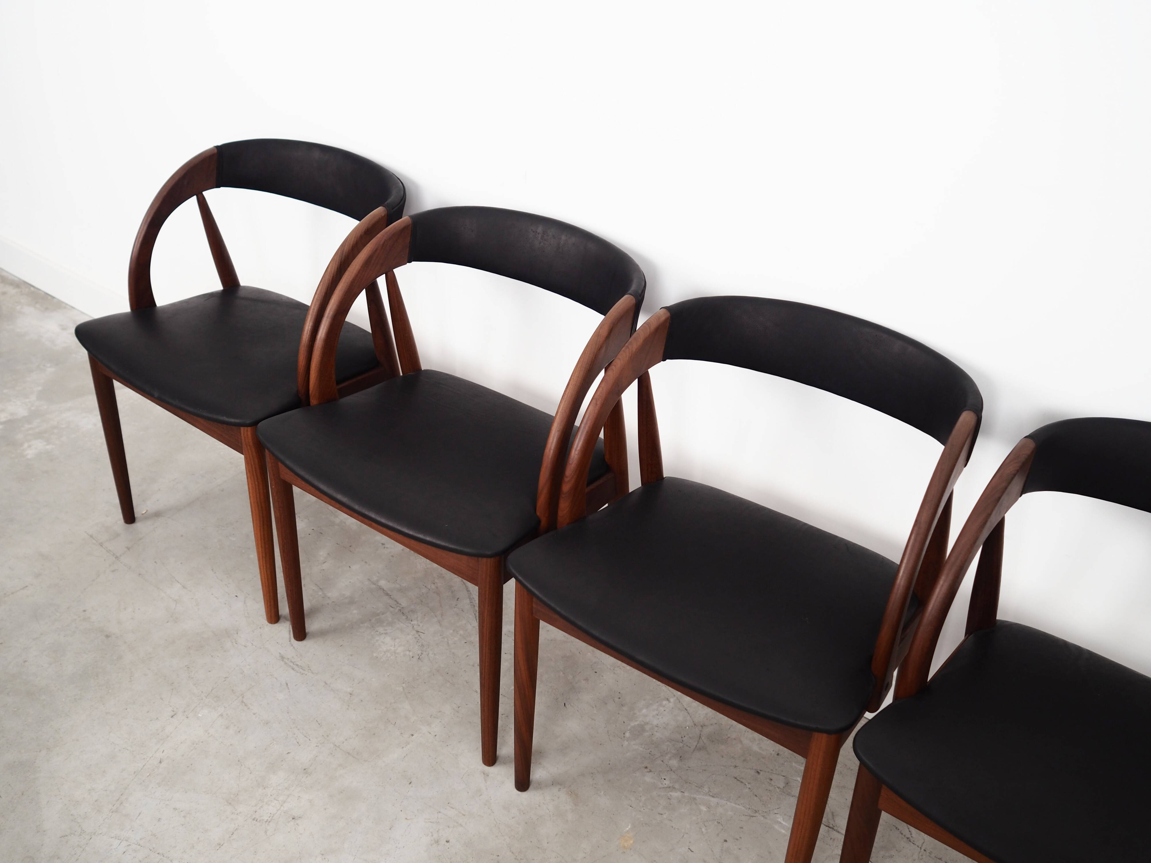 Ensemble de quatre chaises en teck, design danois, années 1970, fabricant : Orte Mobelfabrik