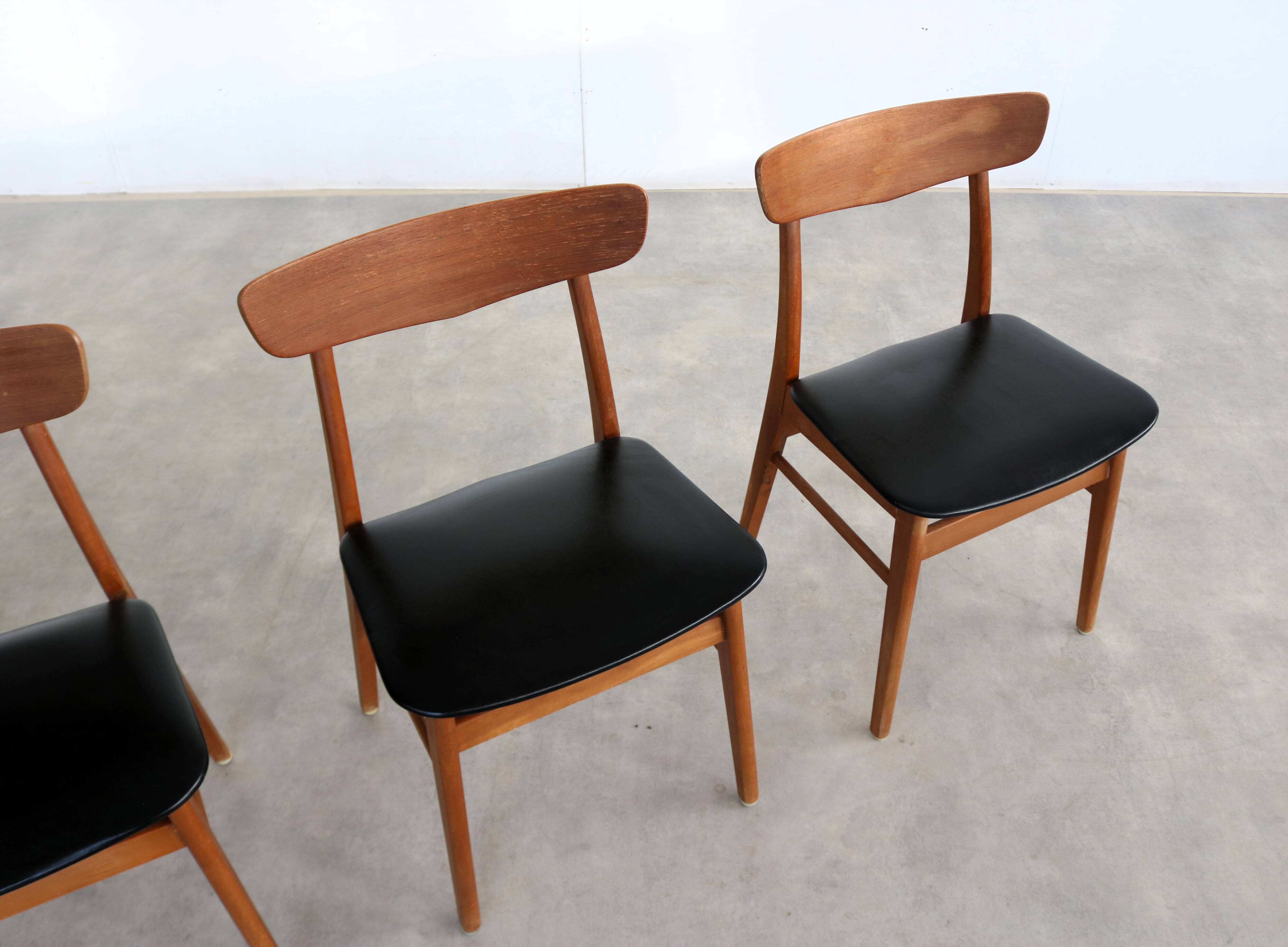 Vintage dining chairs | chairs | 1960s | Farstrup