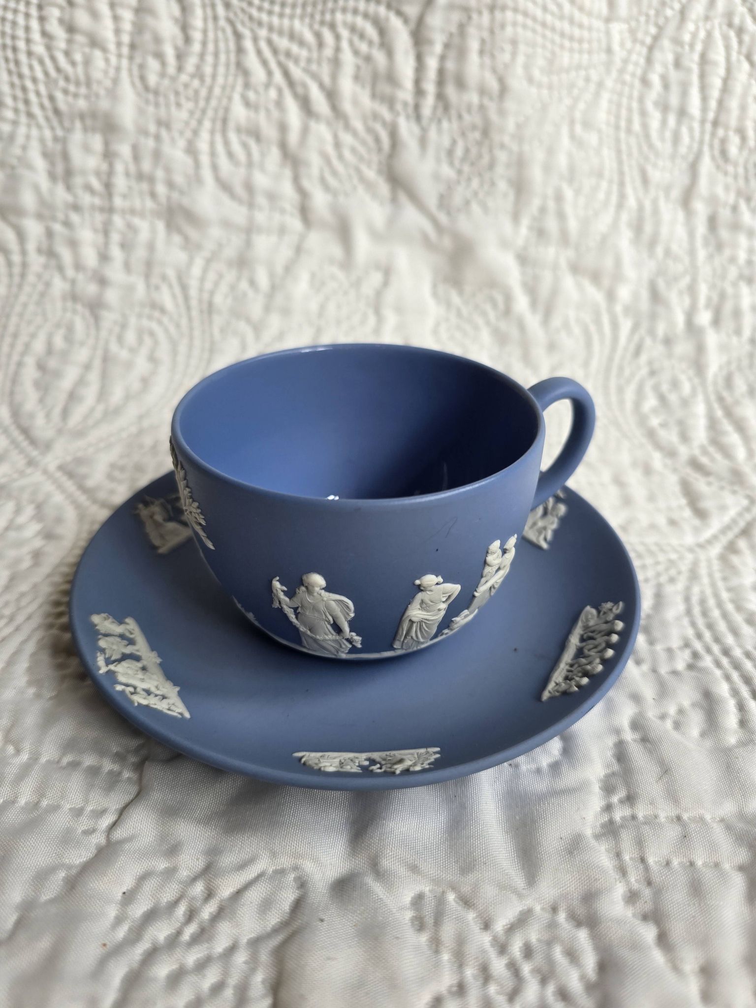 Service thé Wedgwood en biscuit bleu et blanc