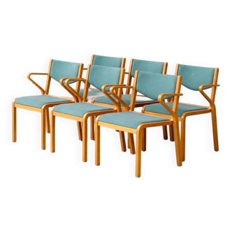 Set of 6 Kinnarps chairs in curved wood — Scandinavian design