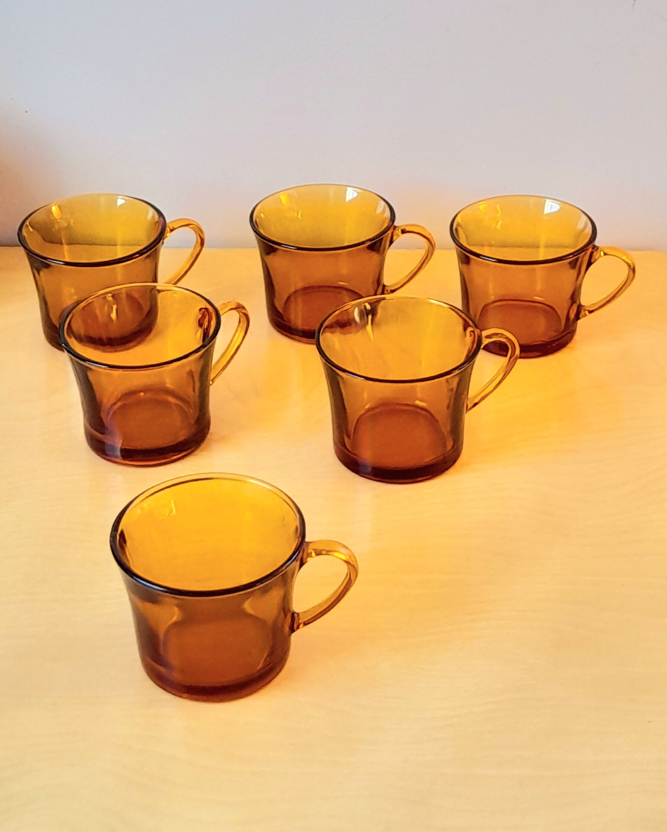 Amber arcopal cups 70s