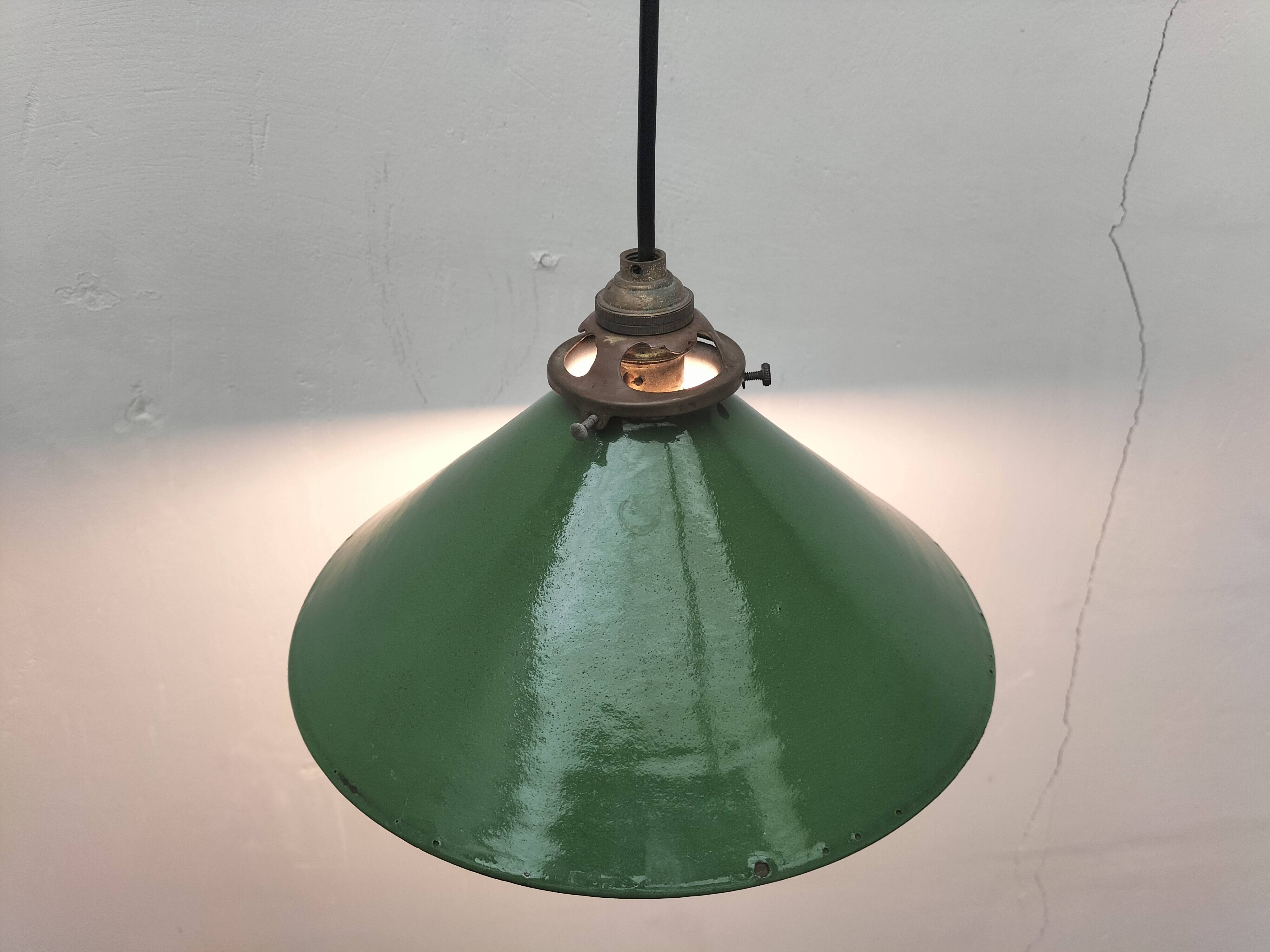 Enameled sheet metal cone pendant light