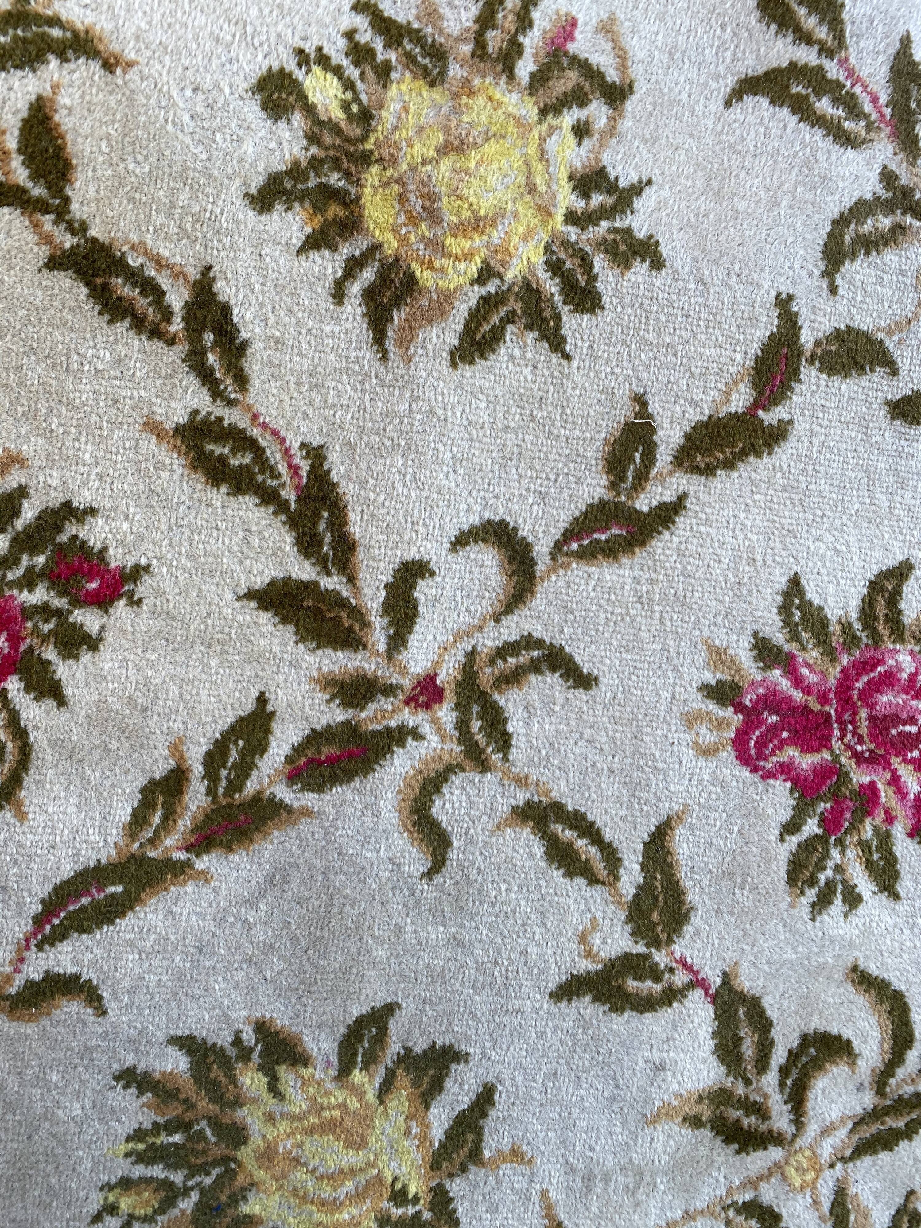Nice carpet style aubusson or soap factory 170x240 cm