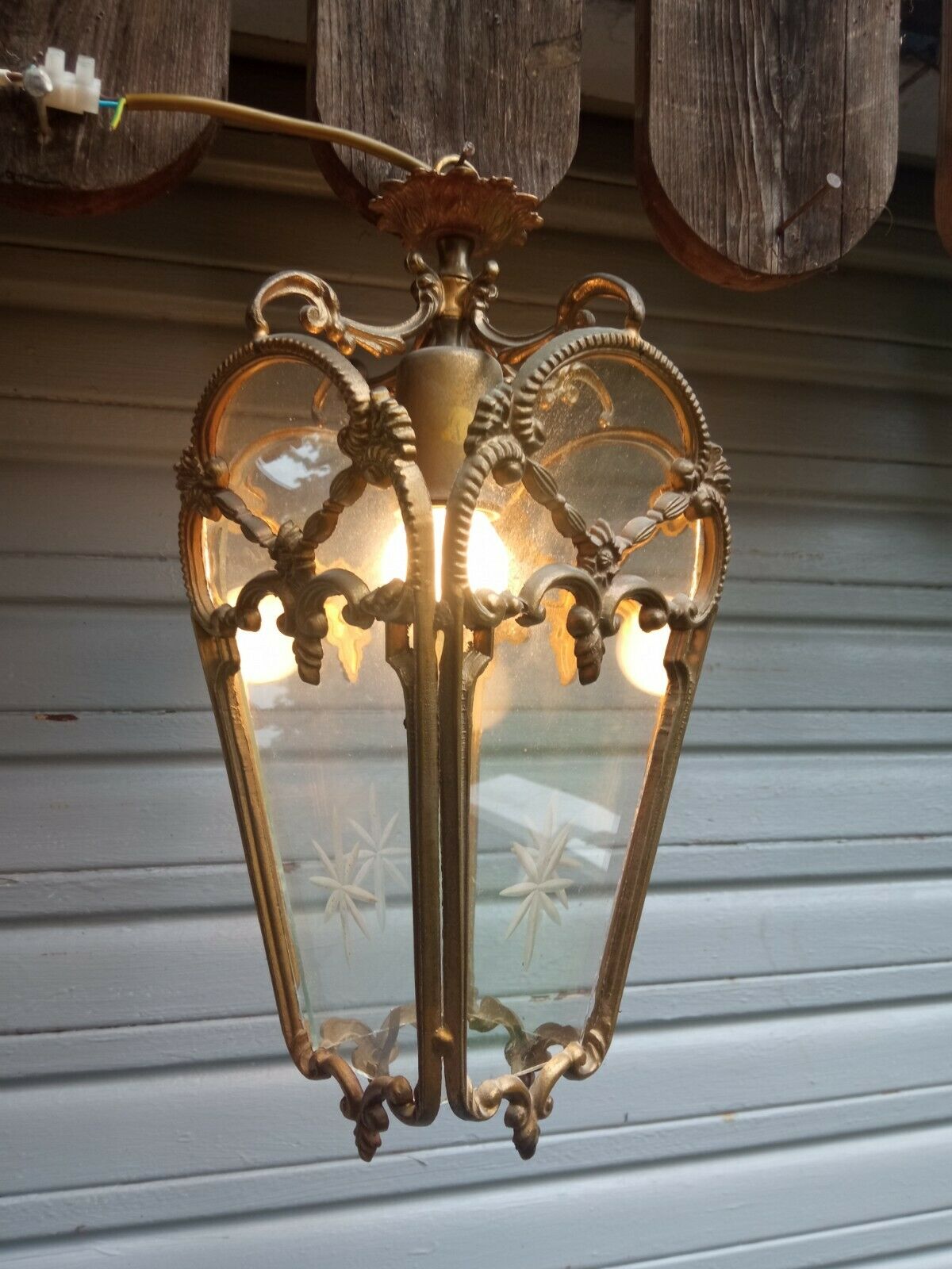 Bronze lantern of Louis XVI style working order - engraved glasses