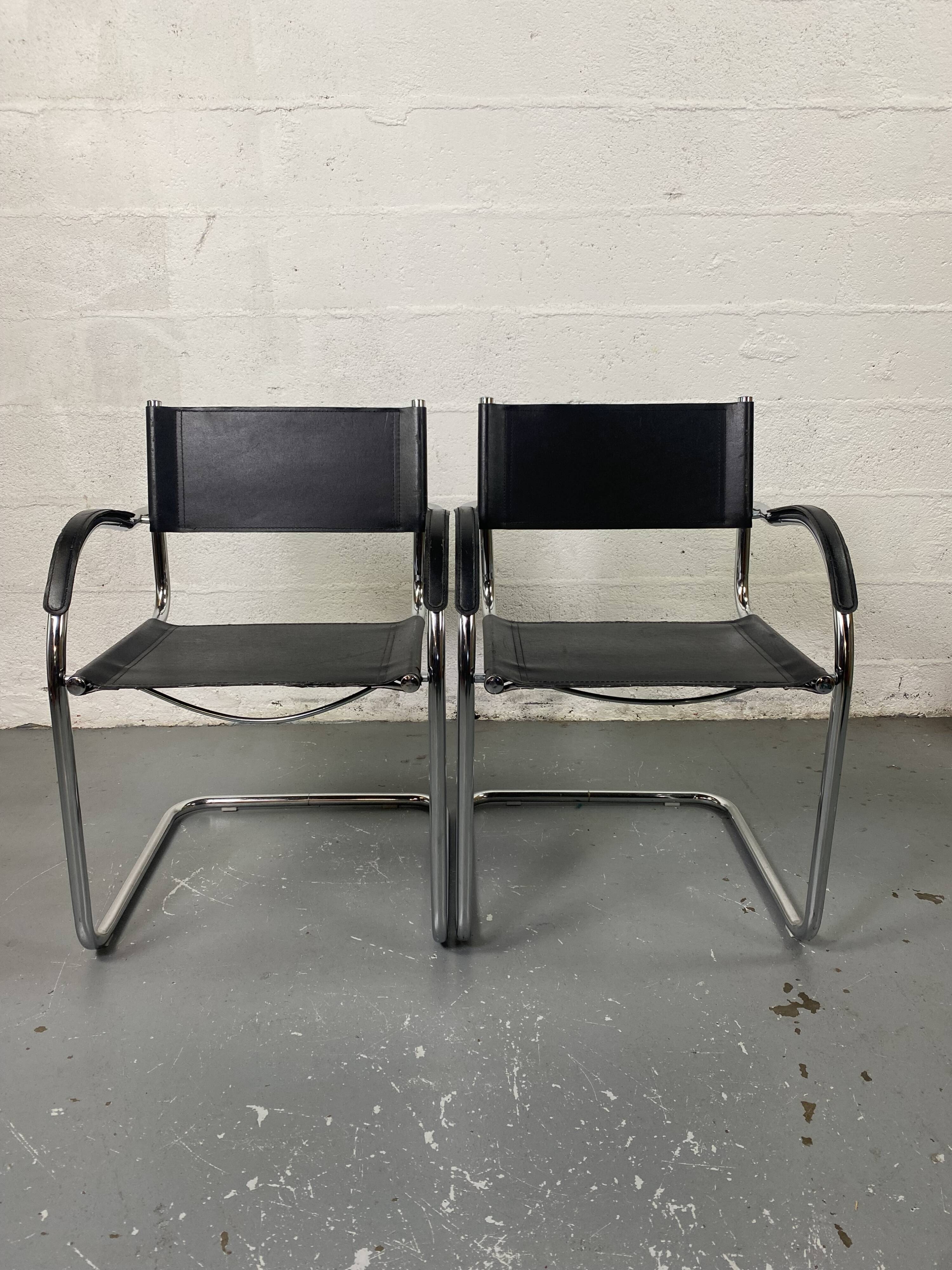 Paire de Fauteuils Design en simili cuir et Aluminium