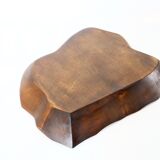 Plat brutaliste en bois gougé vintage