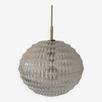 Ball pendant light