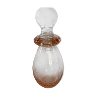 Crystal chiseled bottle