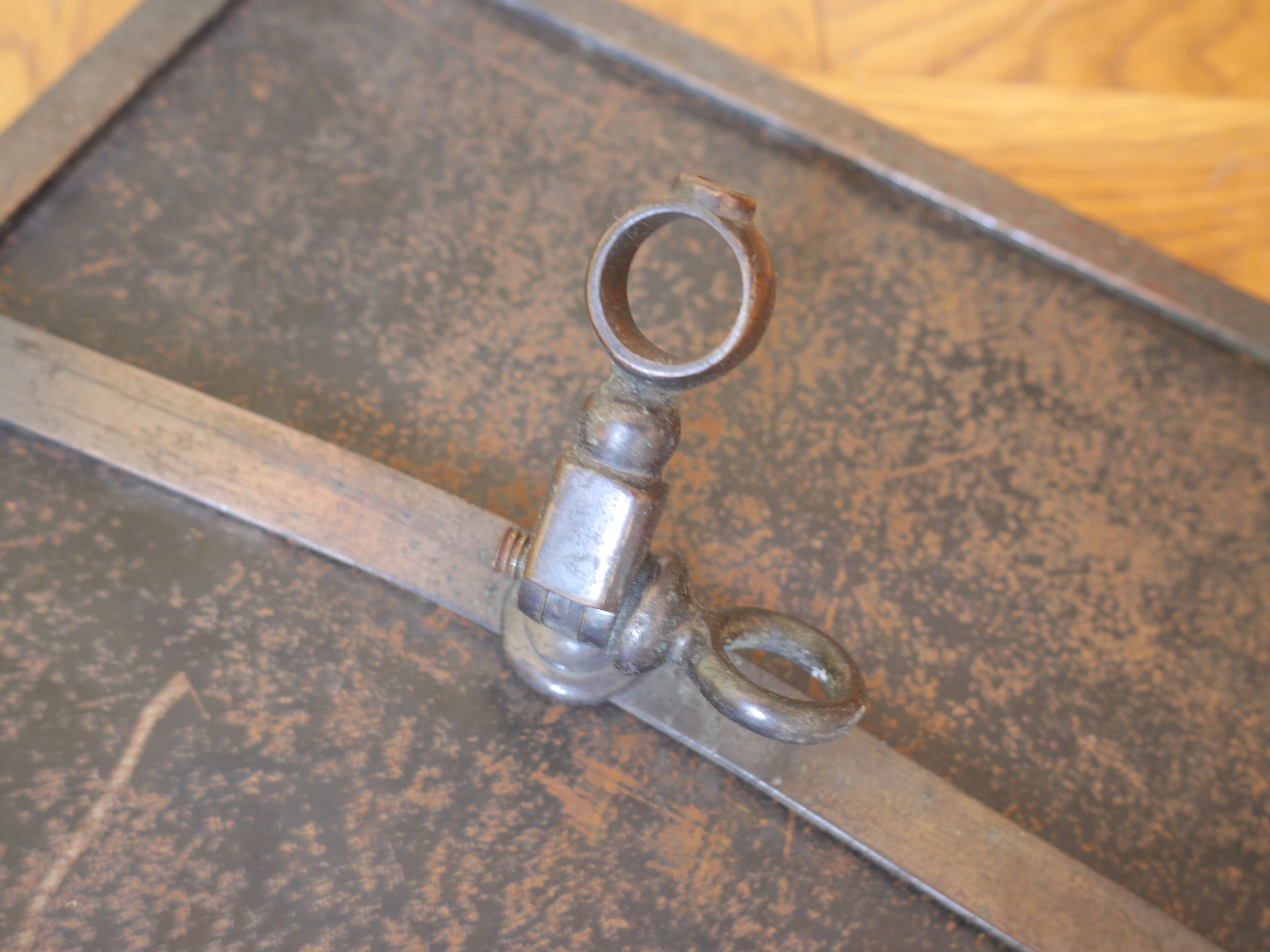 Art deco mirror brass patina 26x26cm