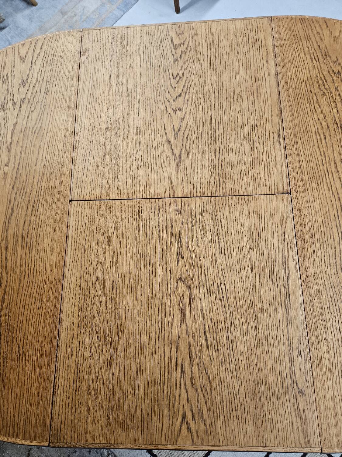 Vintage 1970s round dining table