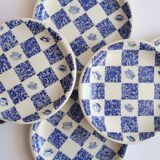 Set of 6 vintage blue and white checkered plates