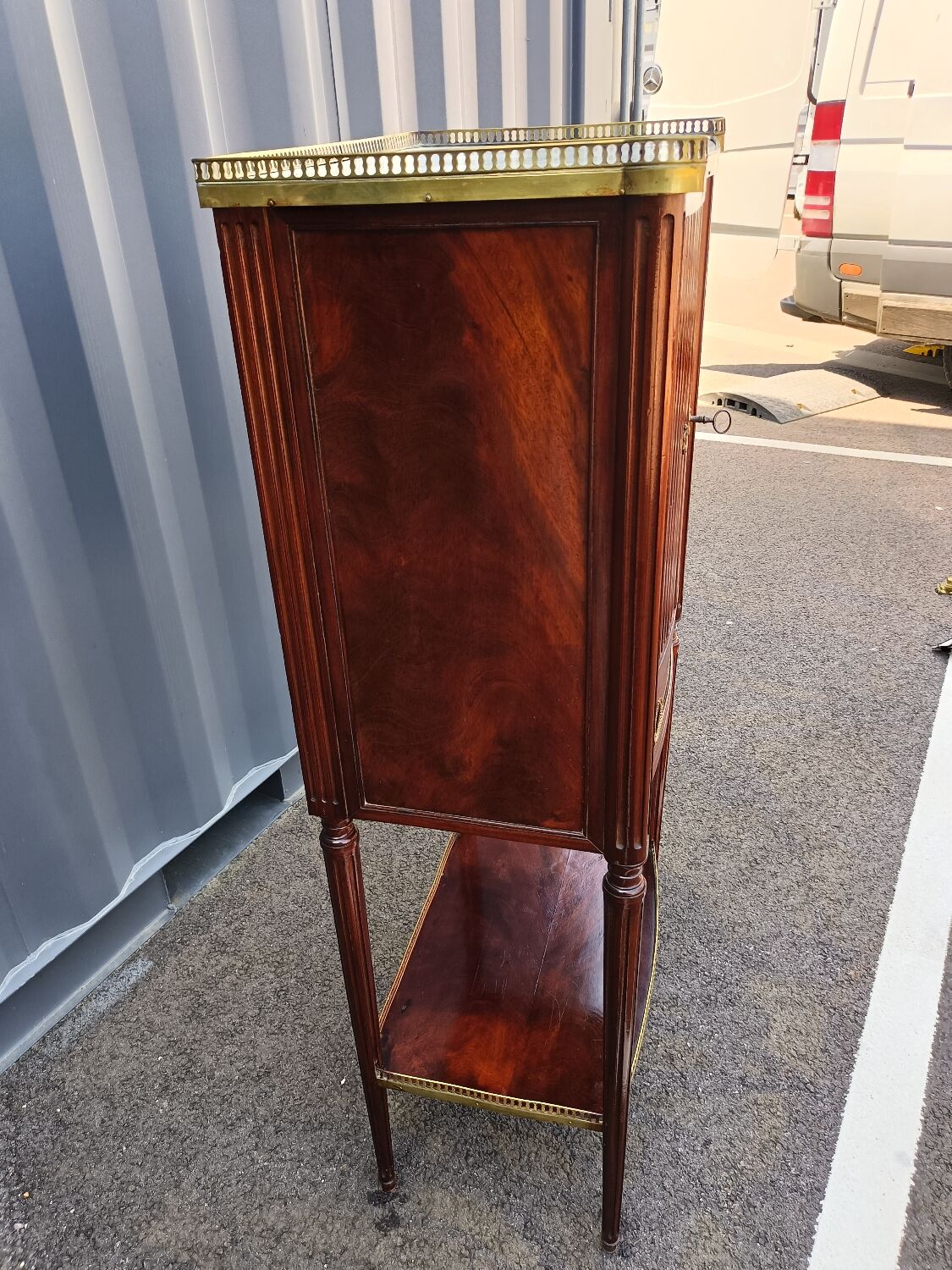 Chest of drawers style Louis XVl old marble tray