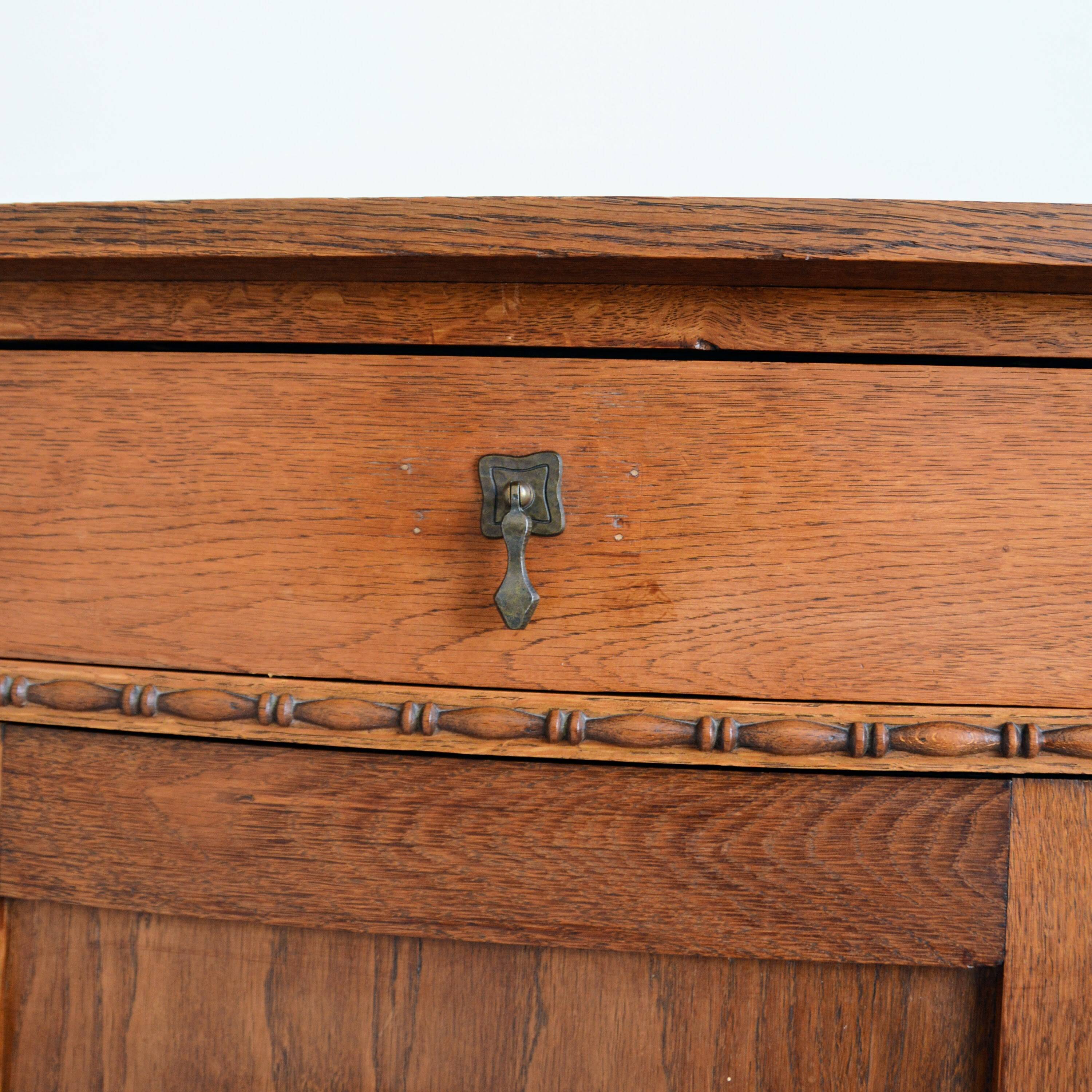 Parisian / Art Deco 1930 vintage buffet