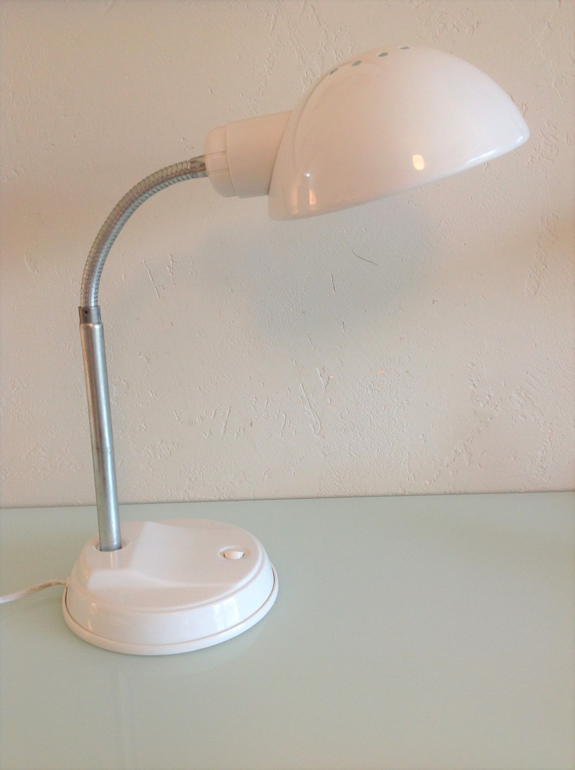 Lampe de bureau en métal blanc vintage années 70/80