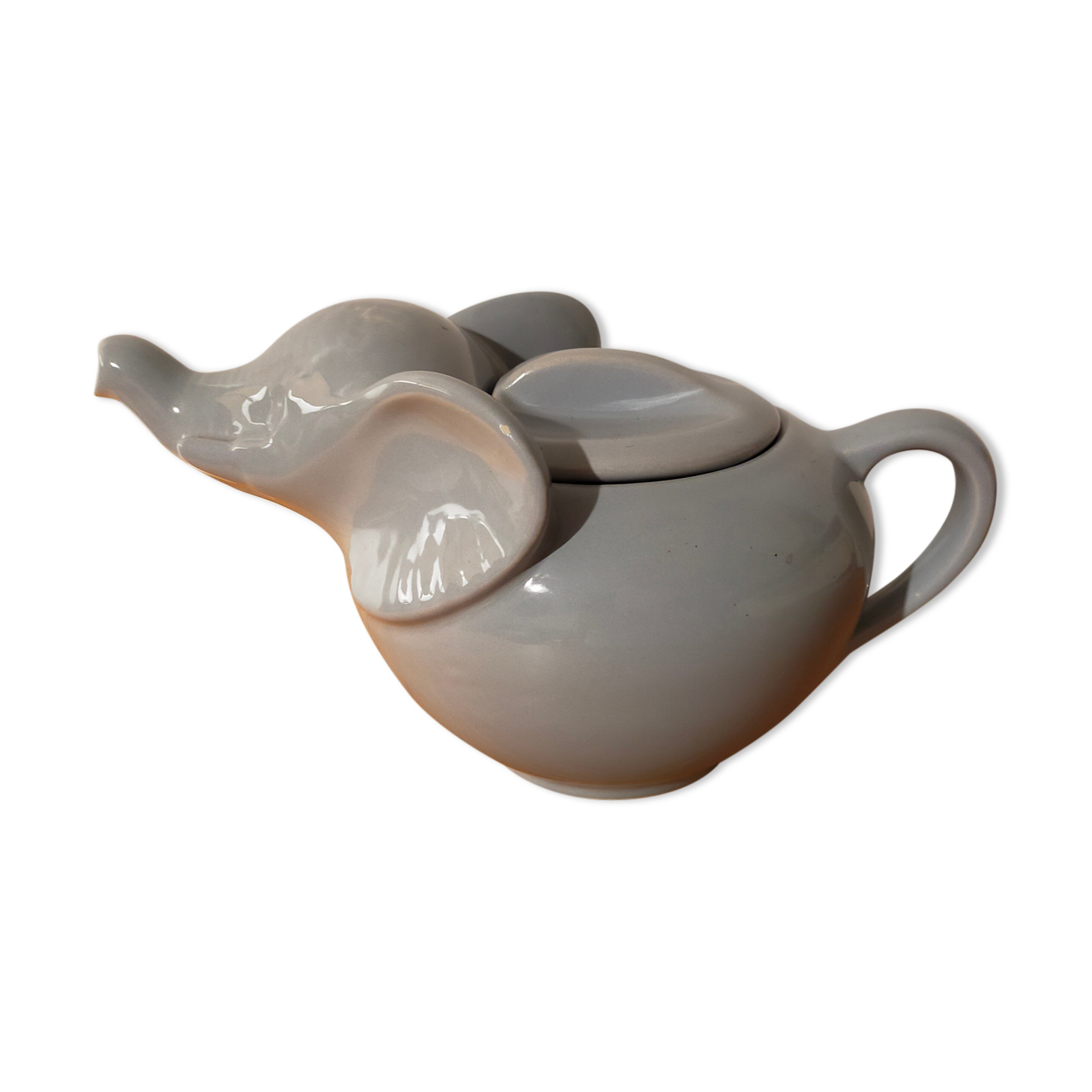 Vintage Elephant teapot in gray ceramic