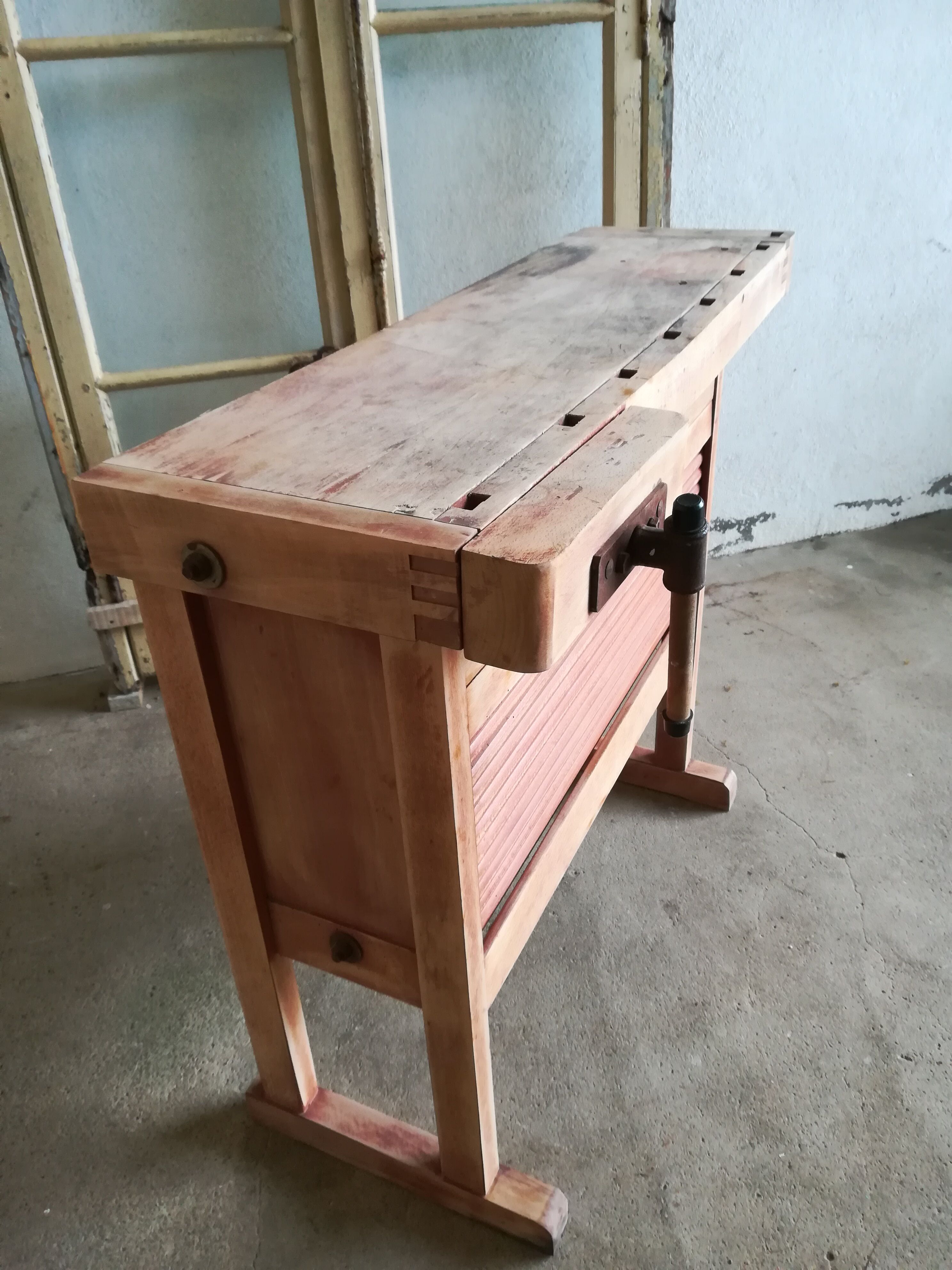 Small vintage established