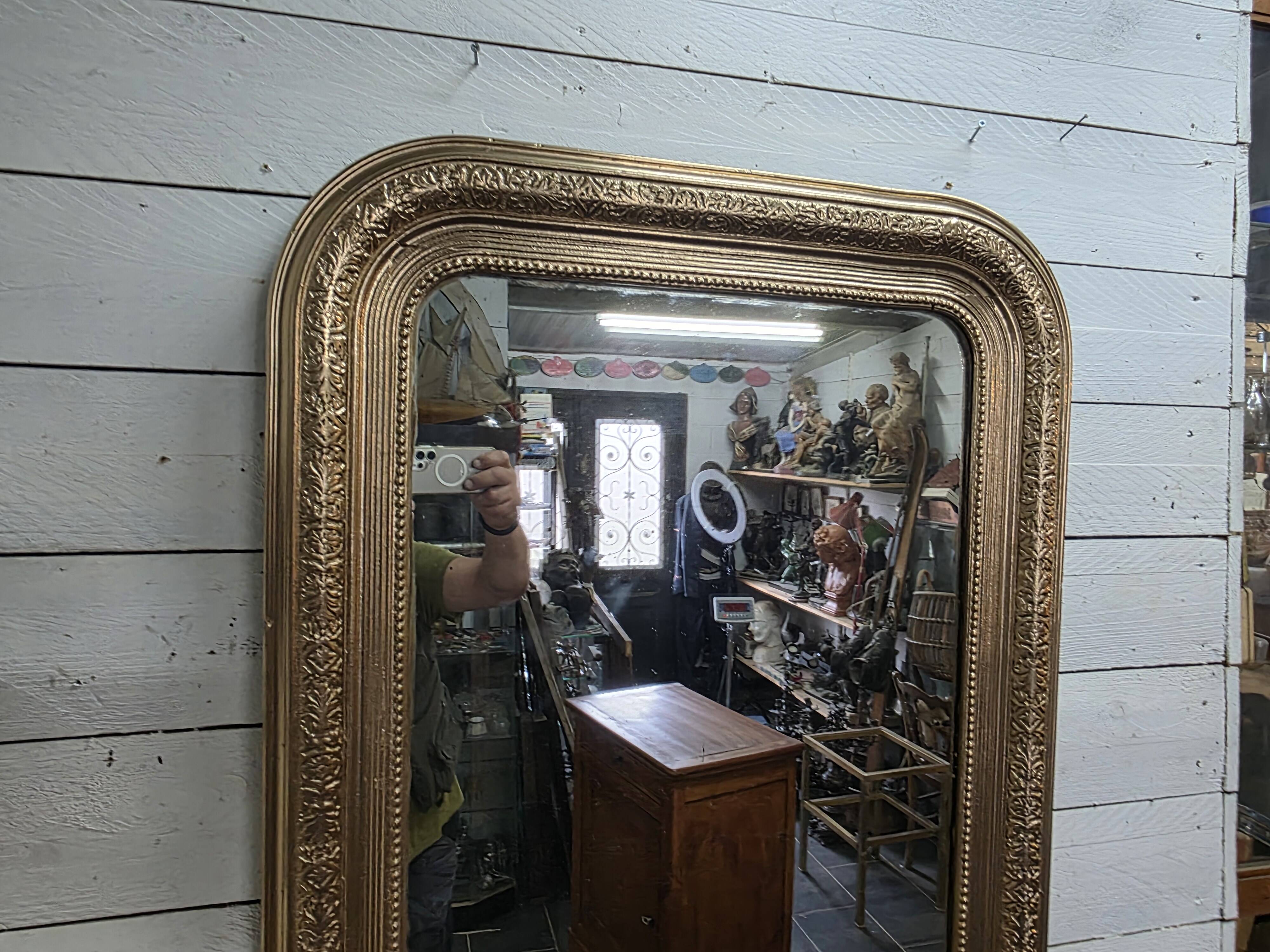 Miroir style Louis Philippe doré
