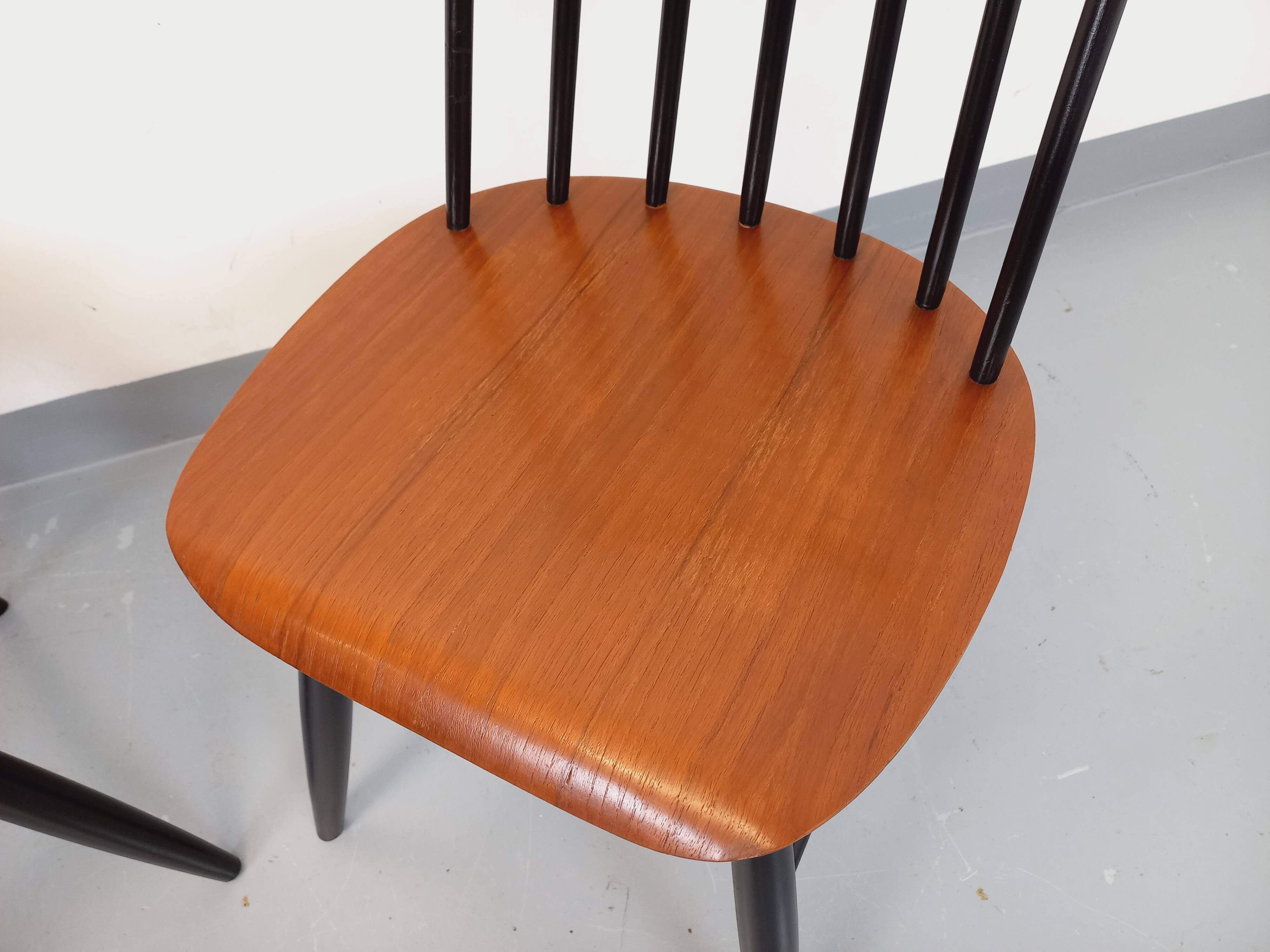Pair of vintage Scandinavian chairs Fanett by Ilmari Tapiovaara in teak.