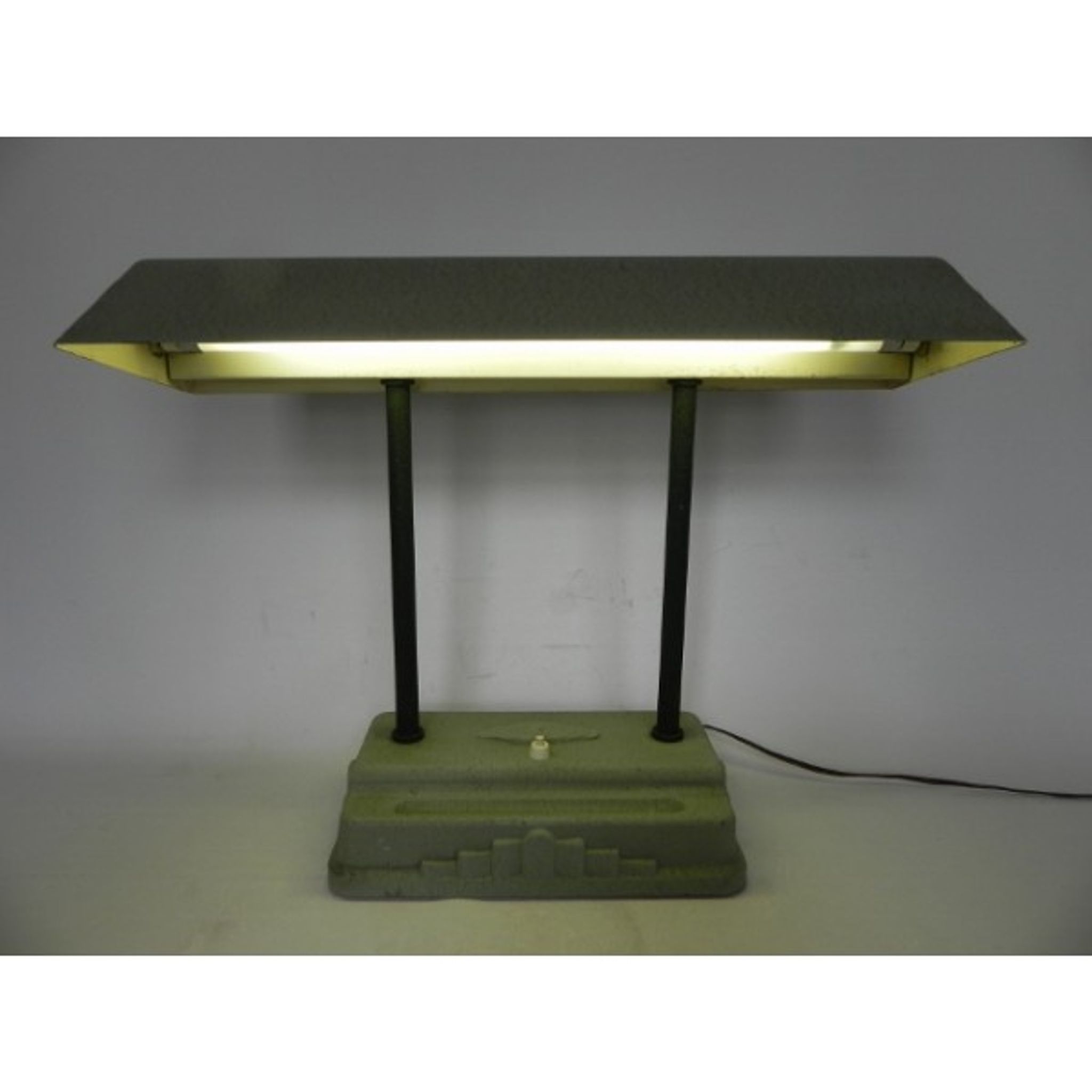Lampe de bureau art déco Sevadac avec lampe fluorescente