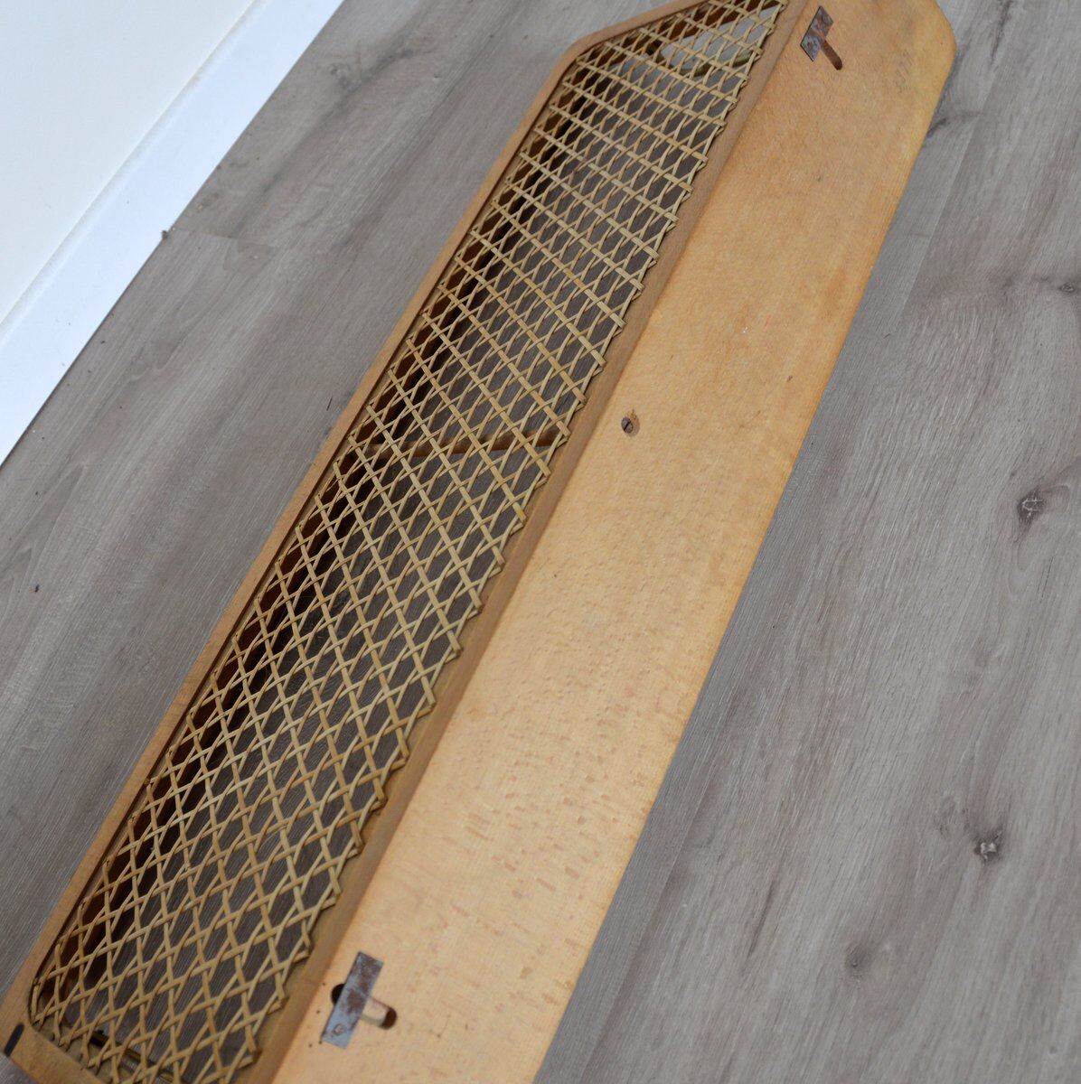 Coats door with vintage 50s cannage