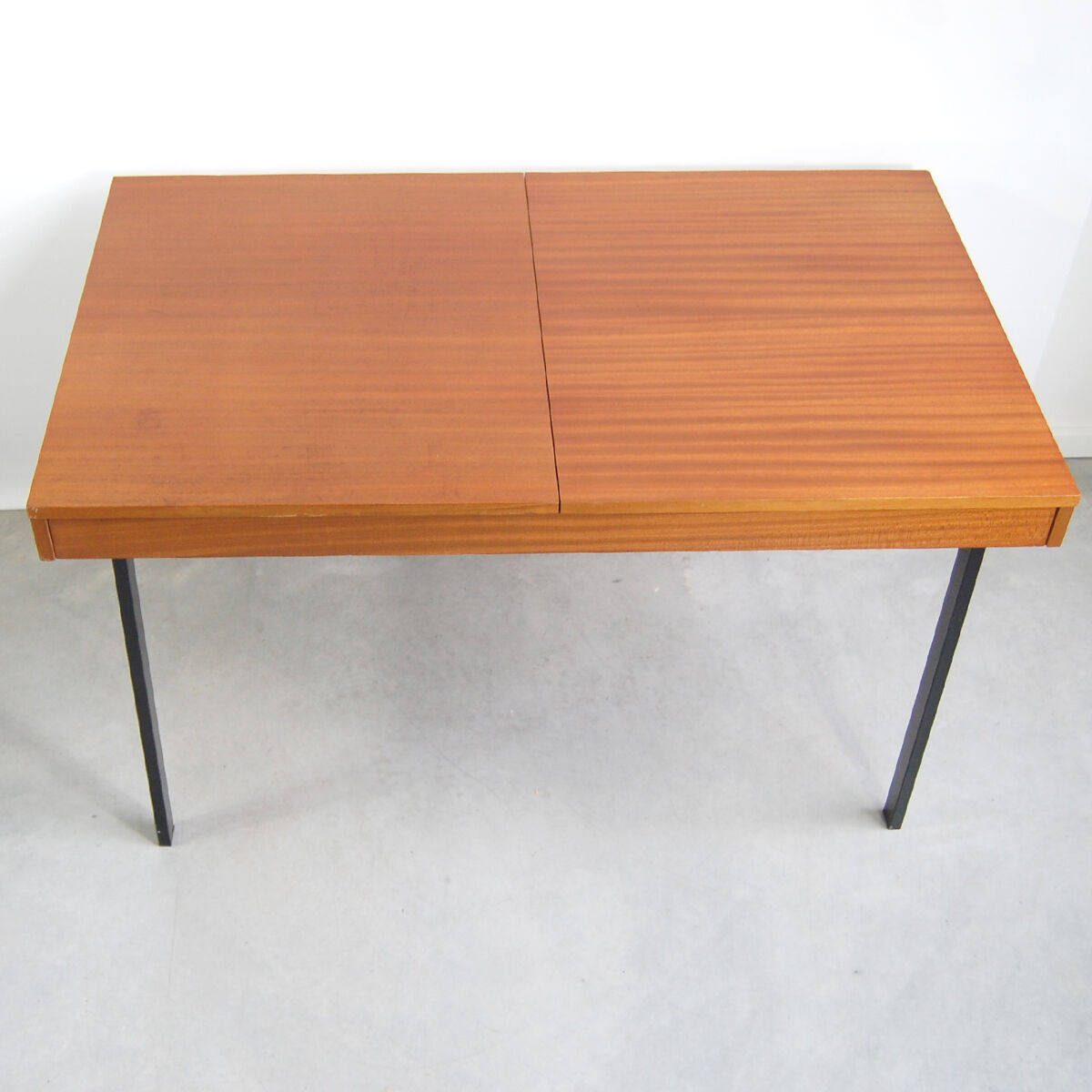 Dining table "G" by Pierre Guariche for Meurop 1960s