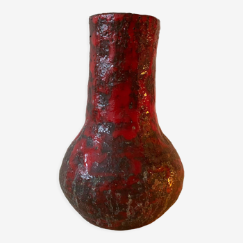Vase en céramique rouge vintage